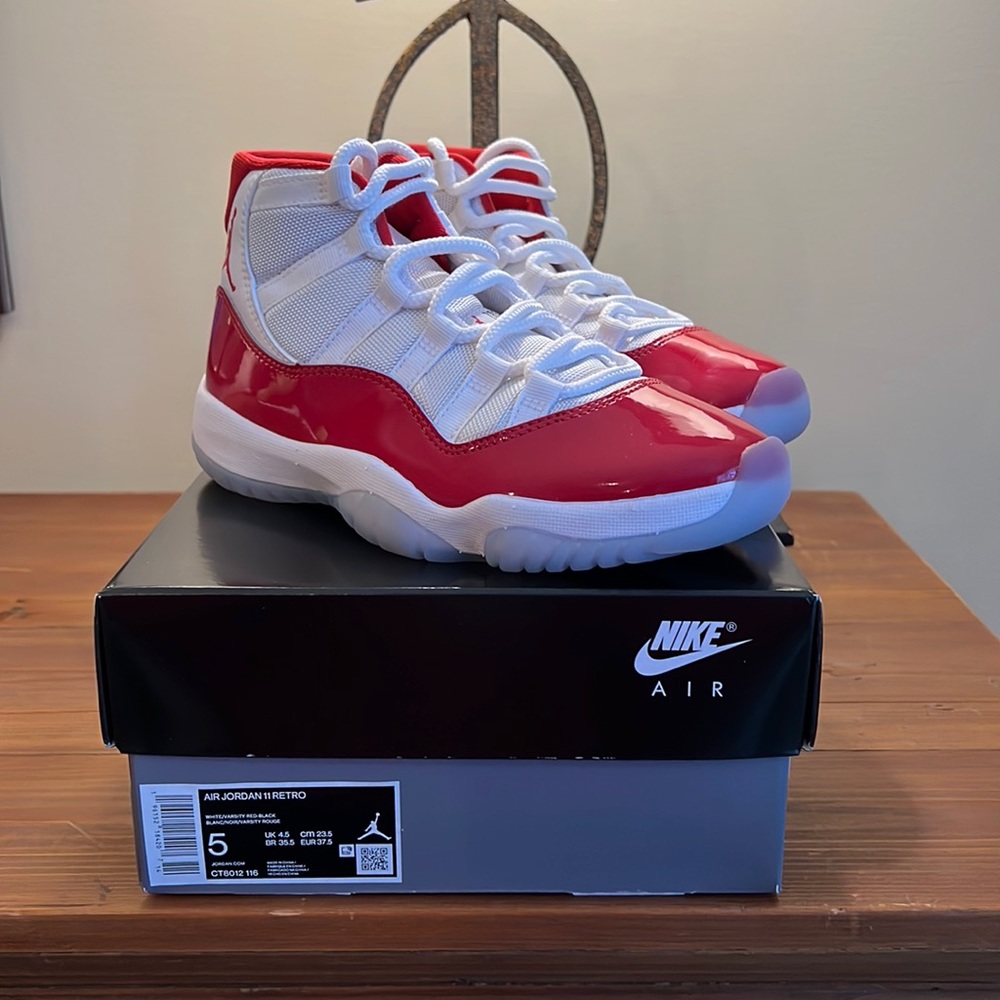 Nike Air Jordan 11 Retro High Cherry Men’s Size 5/Women’s Size 6.5